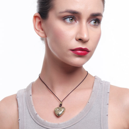 Choker Necklace with Floral Heart Pendant