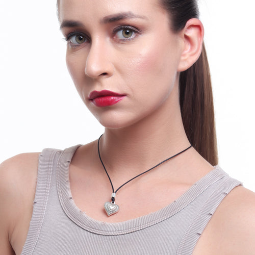 Choker Necklace with Heart in Heart Pendant