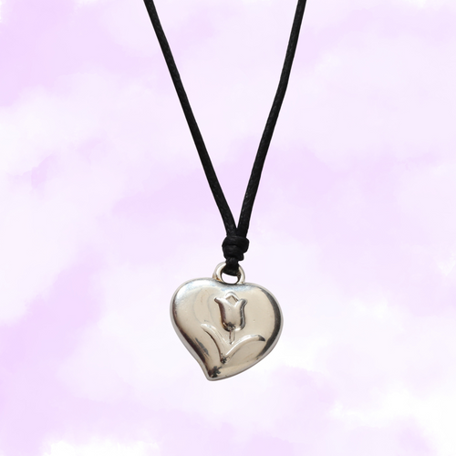 Choker Necklace with Tulip Engraved Heart Pendant