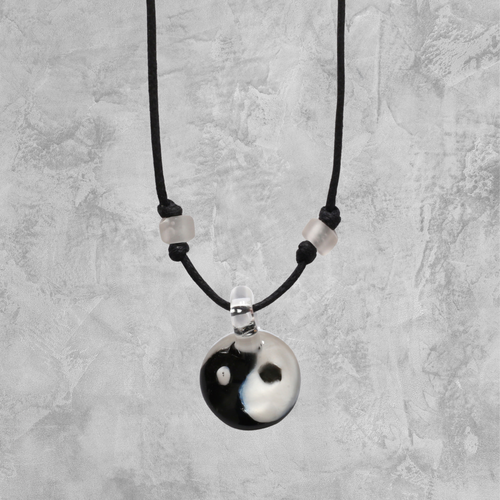 Choker Necklace with Yin Yang Pendant