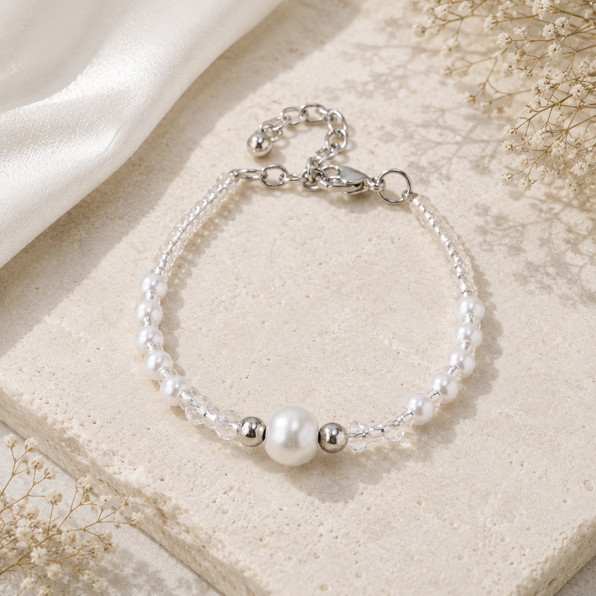 Classic Round Pearl Bracelet with Seed Beads