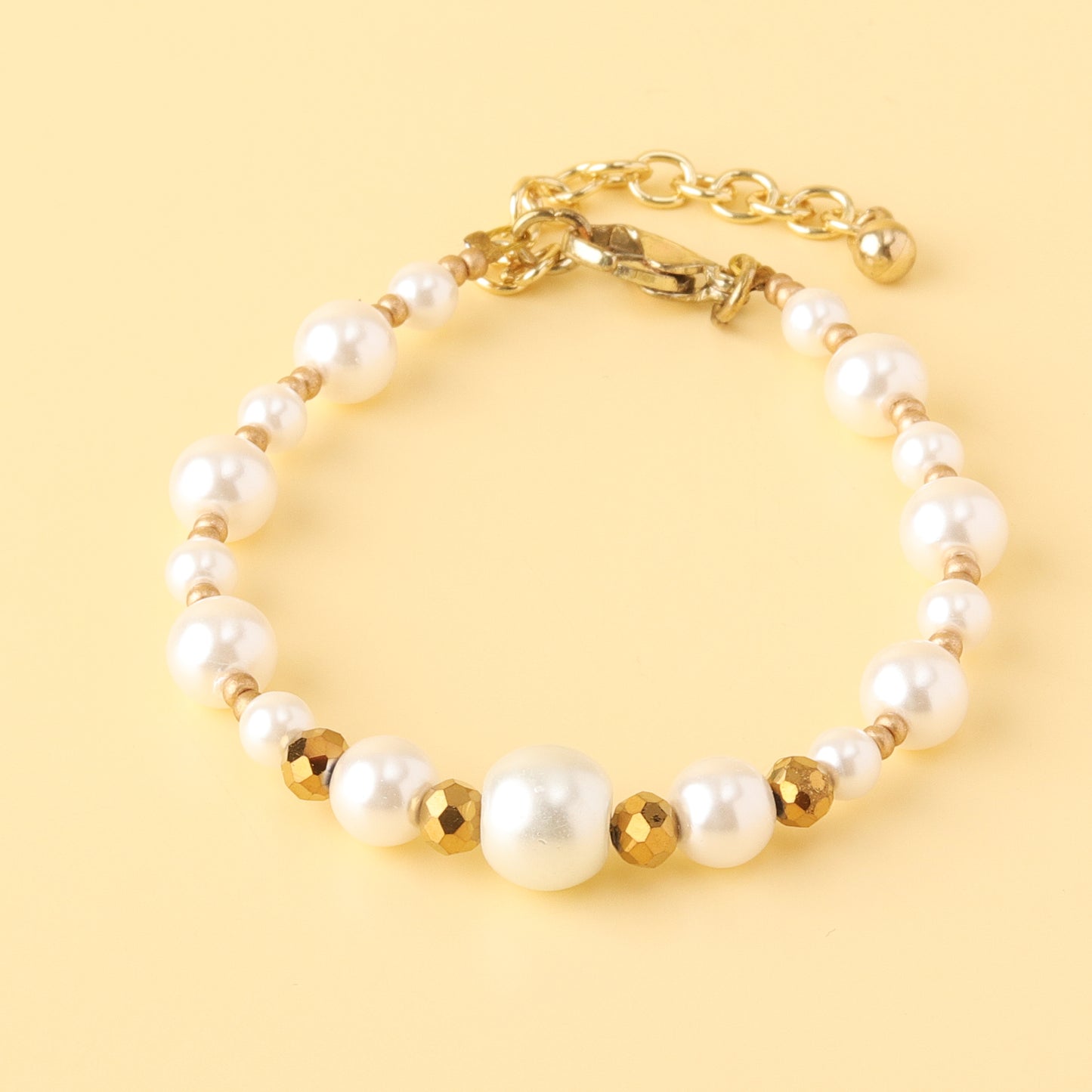 Elegant Pearl & Seed Bead Bracelet