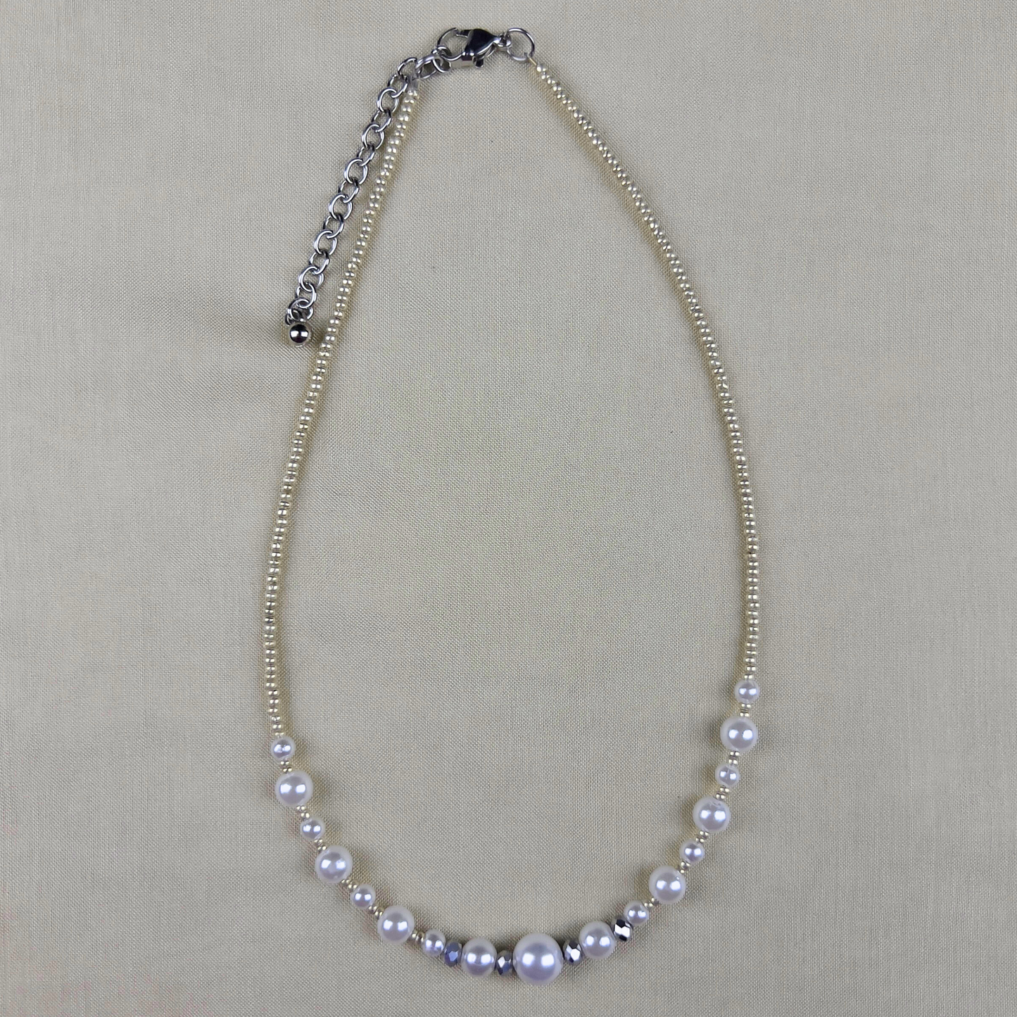 Elegant Pearl & Seed Bead Necklace