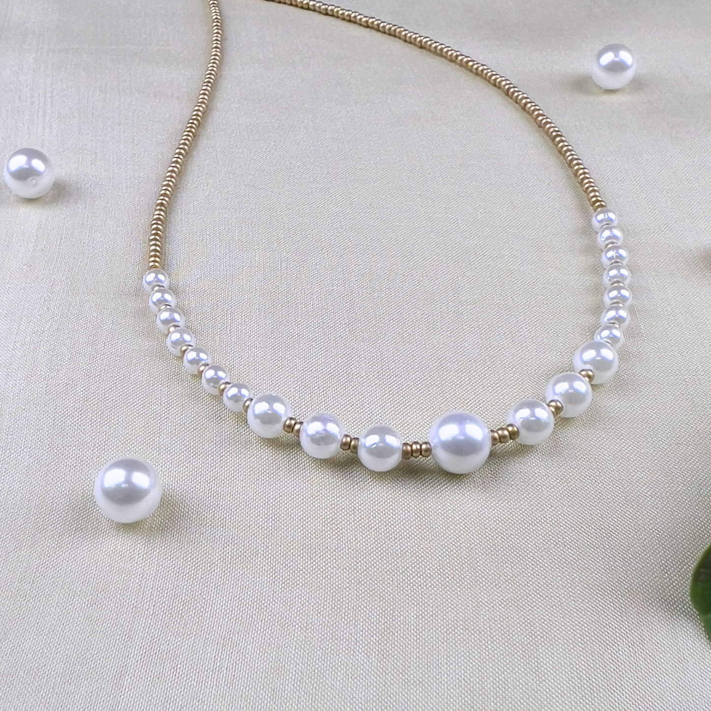 Round Pearl Necklace with Dainty Seed Beads