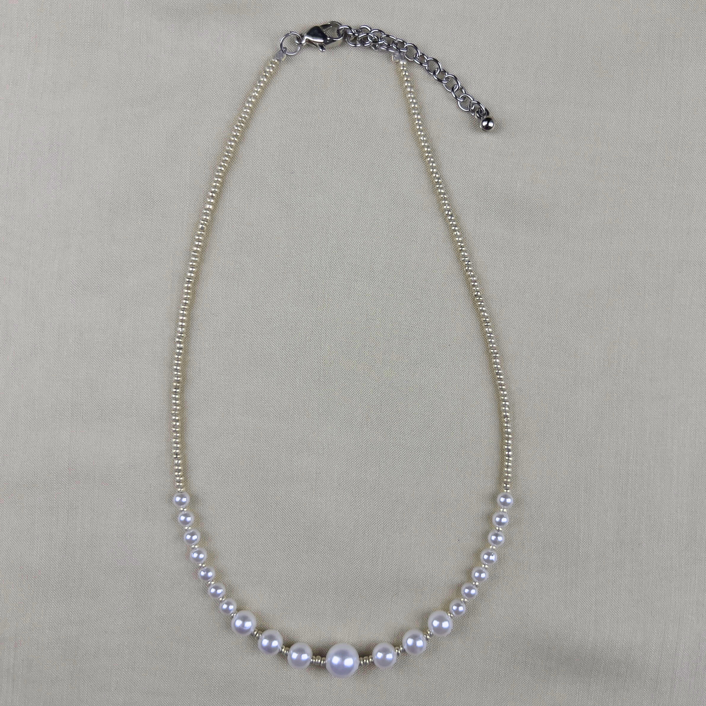 Round Pearl Necklace with Dainty Seed Beads