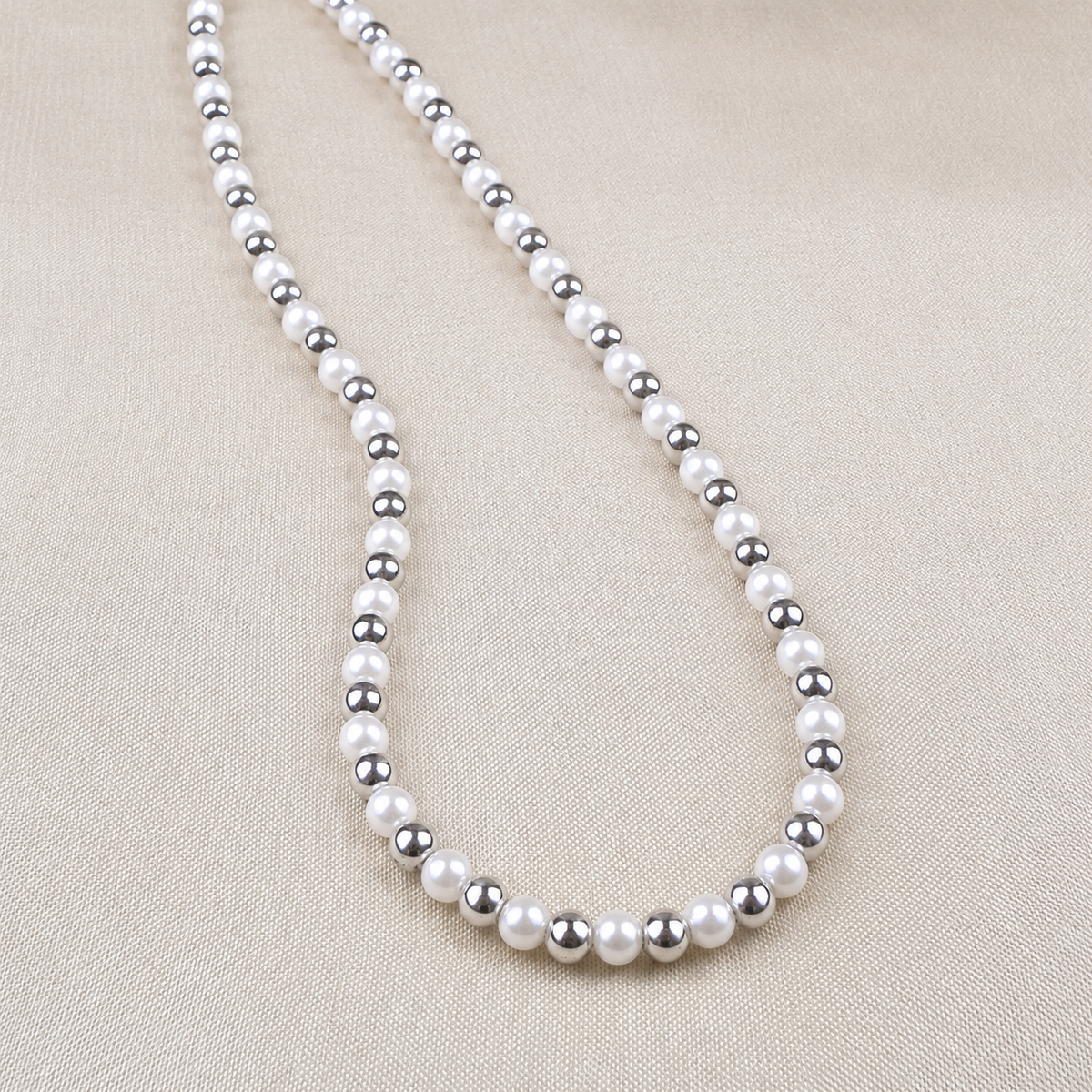 Round Pearl Necklace