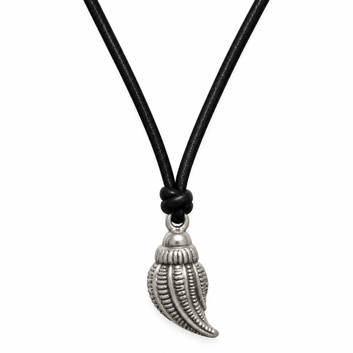 Seashell Pendant Leather Necklace for Women