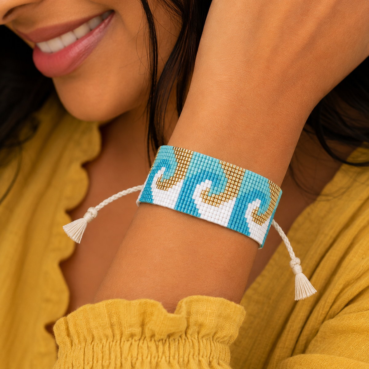 Wave Pattern Adjustable Beaded Bracelet for Women
